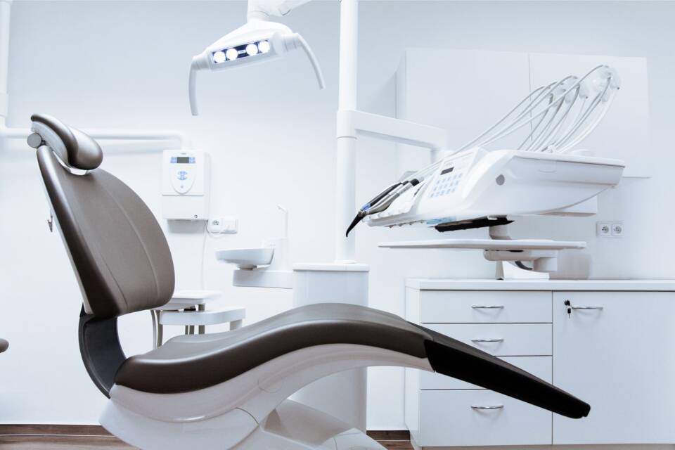 Kto odpowiada, za co przy budowie kliniki stomatologicznej budowa kliniki stomatologicznej